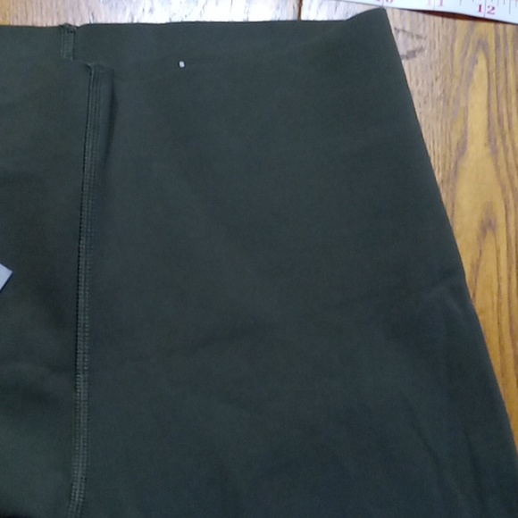 EVERLANE Women's Pants SMALL Athleticwear GREEN LEGGINGS NEW DARK FOREST - Picture 8 of 8